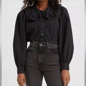 Levi’s Ruffled Collar Denim Button Down size XS